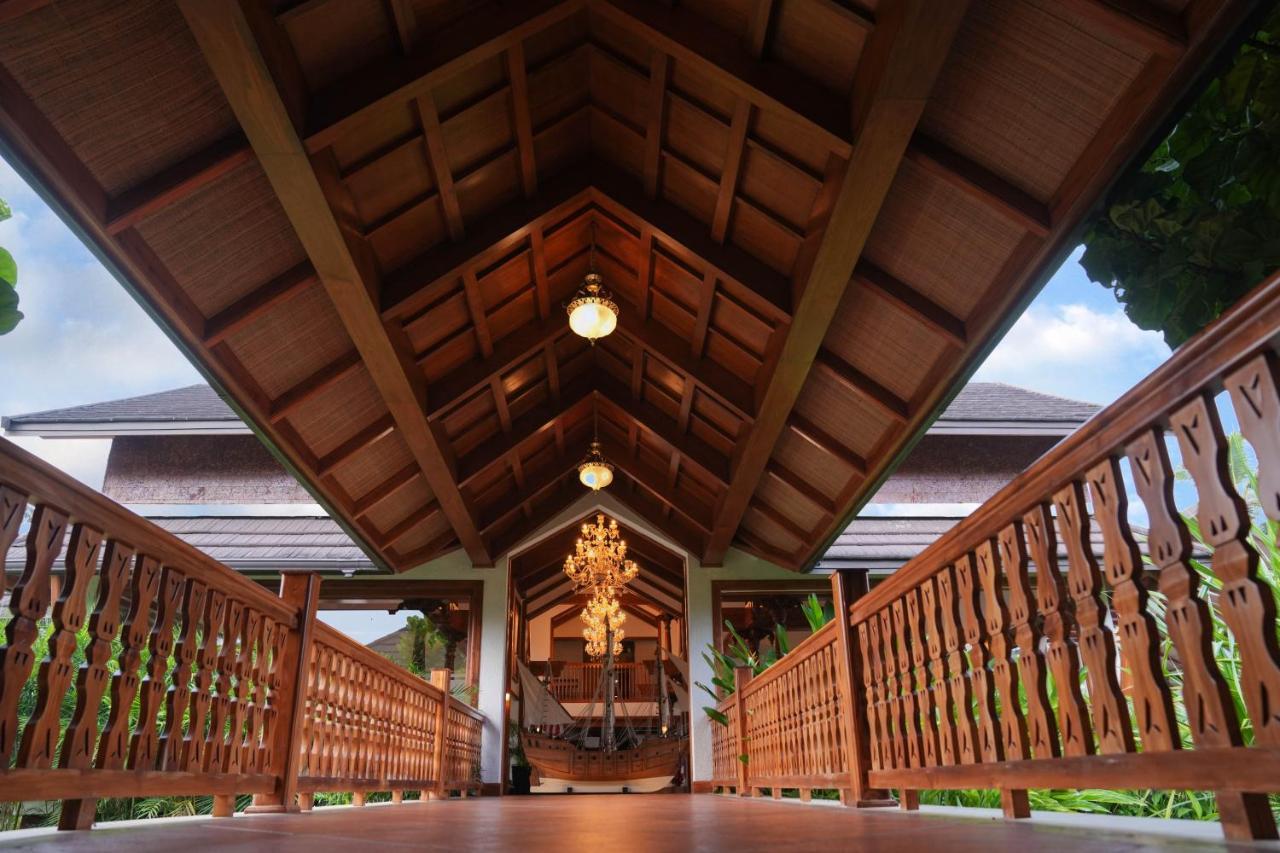 Gokulam Grand Resort & Spa, كوماراكوم المظهر الخارجي الصورة